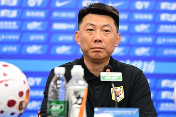 在配资炒股 鲁媒：泰山四外援出征武汉，理想情况下泽卡能在与蓉城比赛复出